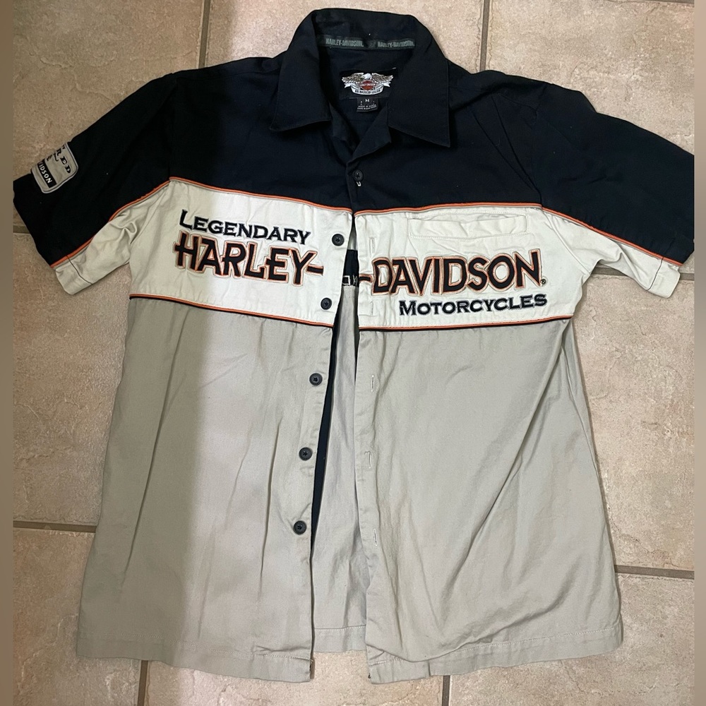 Button up short sleeve, vintage Harley, shirt, men’s medium. Worn once